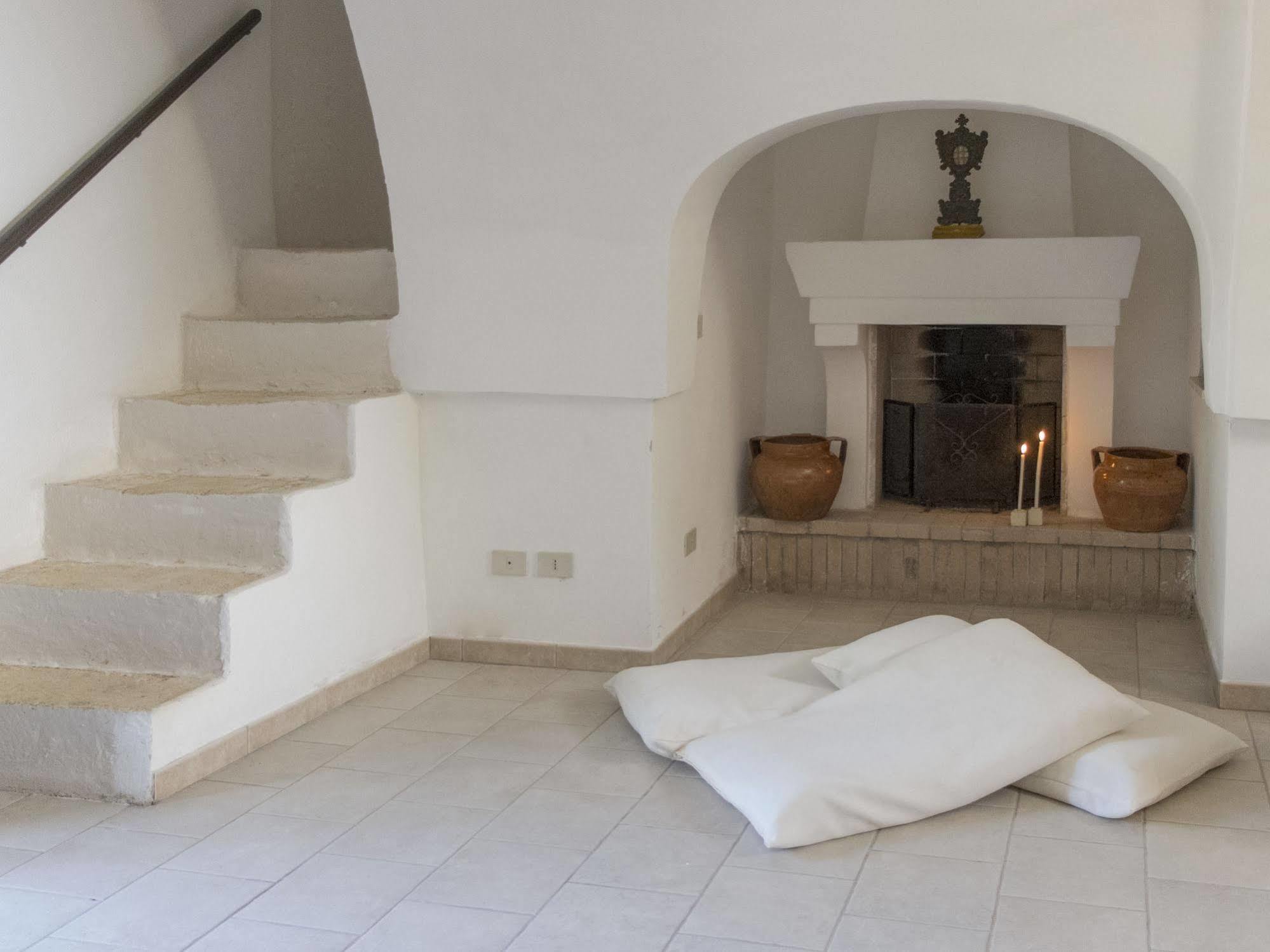 Masseria Palombara Grande オストゥーニ エクステリア 写真